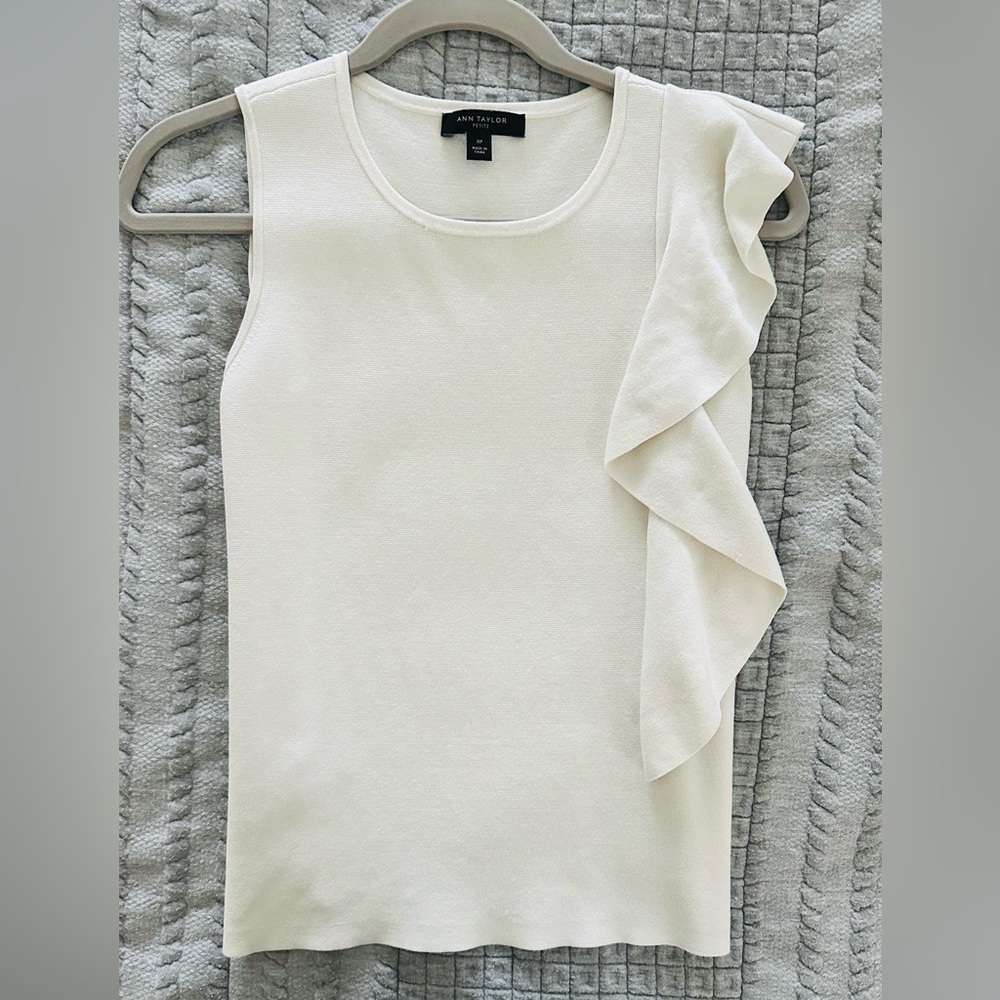 Ann Taylor structured, asymmetrical tank (MP)